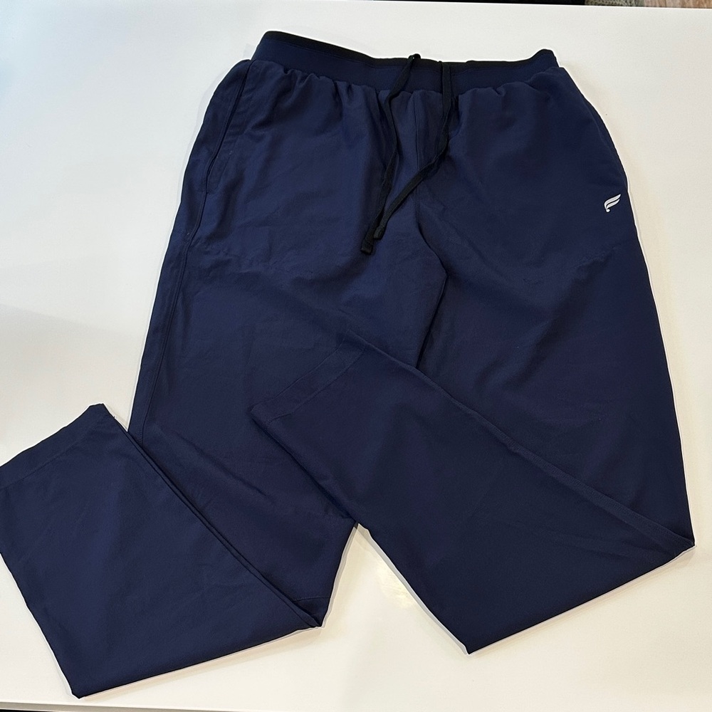 Fabletics Women’s Navy‎ Ion Scrub Pants